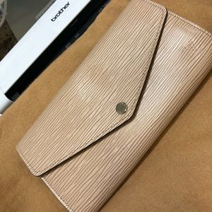 Authentic Louis Vuitton Epi Leather Sarah Wallet